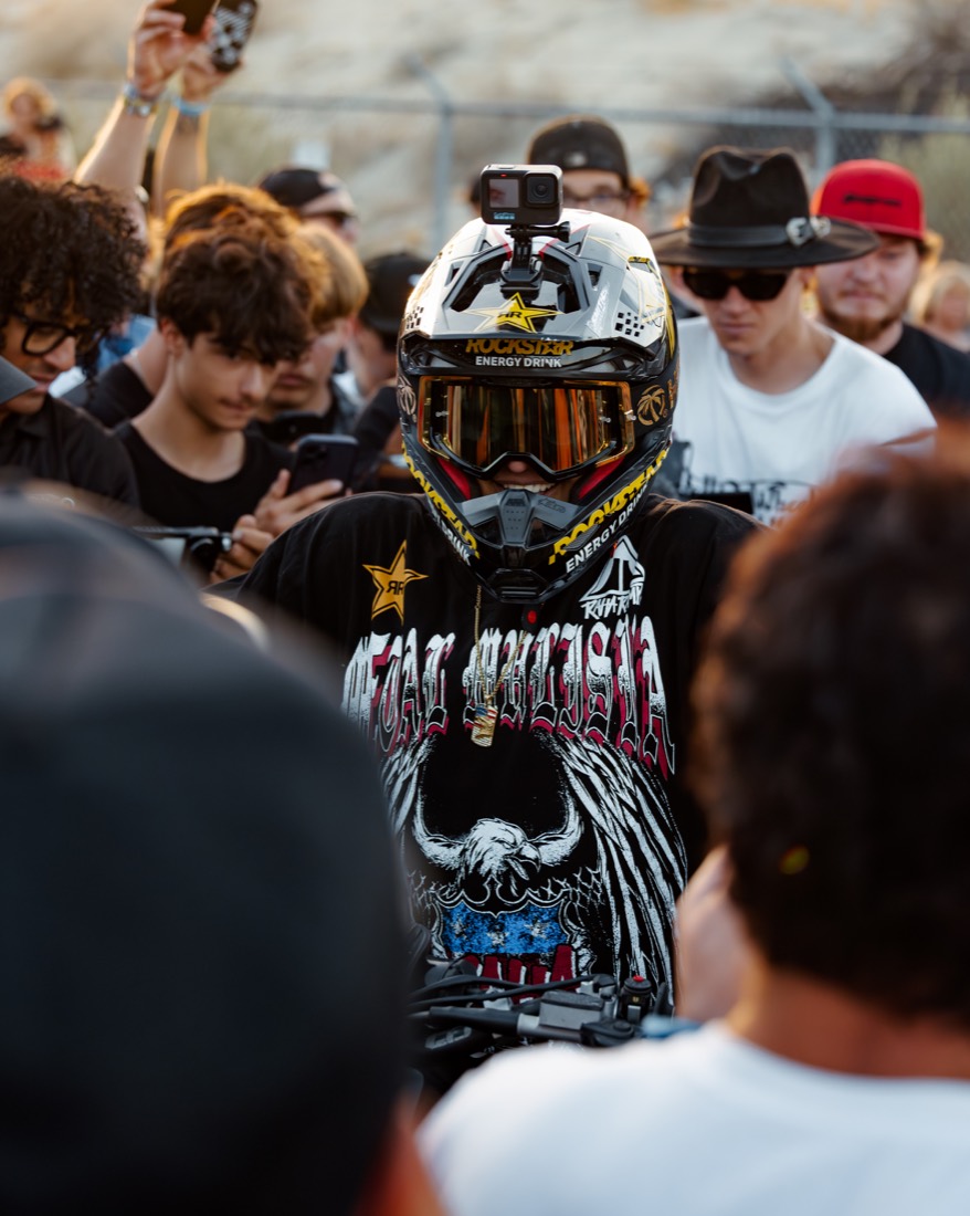 Game face in the crowd