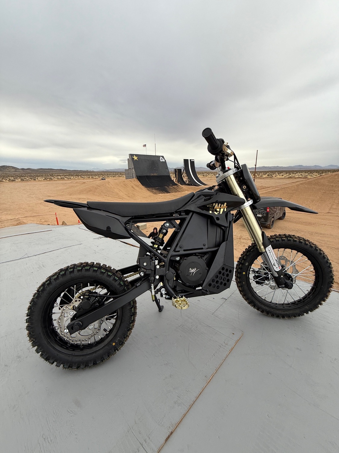Ripz × RAHA Pit Bike in the desert